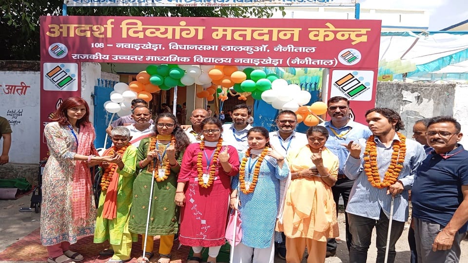 Uttarakhand Eletion 2024: Disabled voters welcomed with garlands in Kaladhungi Assembly