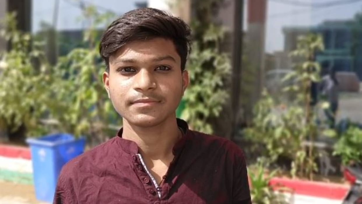 UP Board Result 2024 out class 10th topper Aman Gangwar in Pilibhit