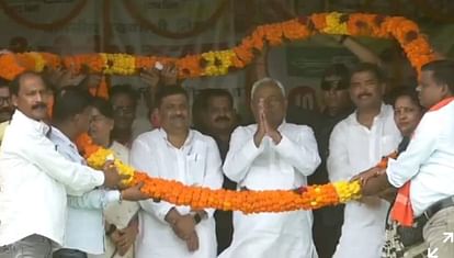 Bihar News : CM Nitish Kumar targets Lalu yadav family planning and lalu rabri raj in lok sabha election 2024