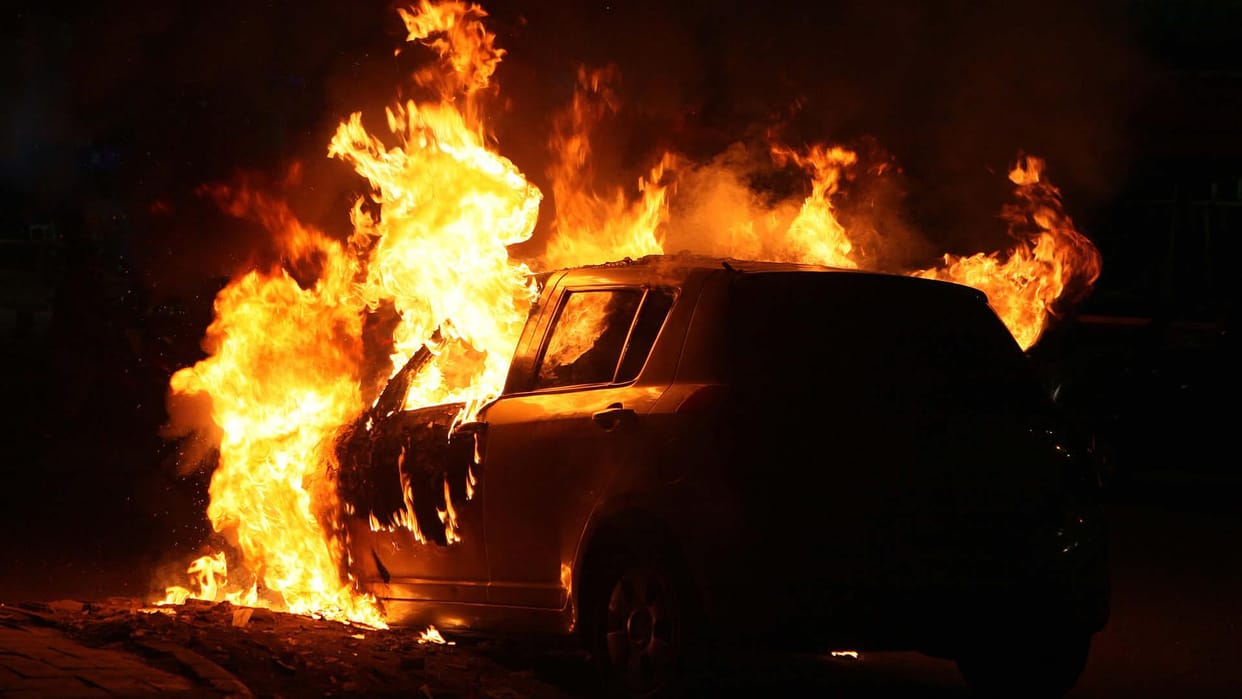 Car Tips how to keep your car safe from fire know the tips