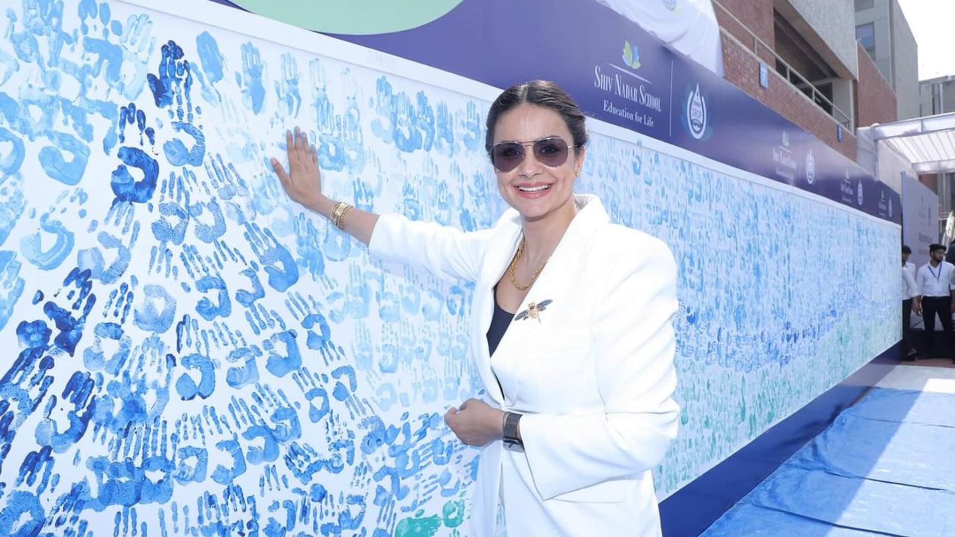 Bollywood Stars Who Were Unsuccessful in First Lok Sabha Elections rajesh khanna Ravi Kishan Urmila matondkar