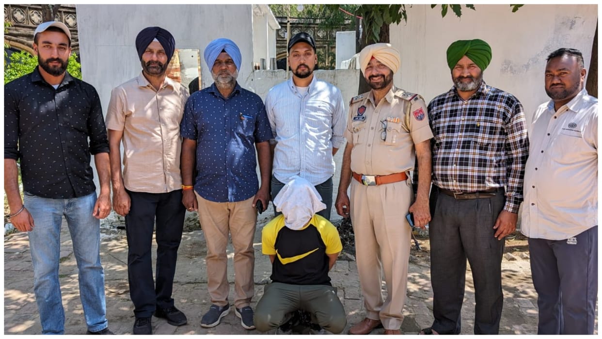 Punjab: Smuggler arrested with three kilos of opium, heroin and Rs 5.07 lakh drug money