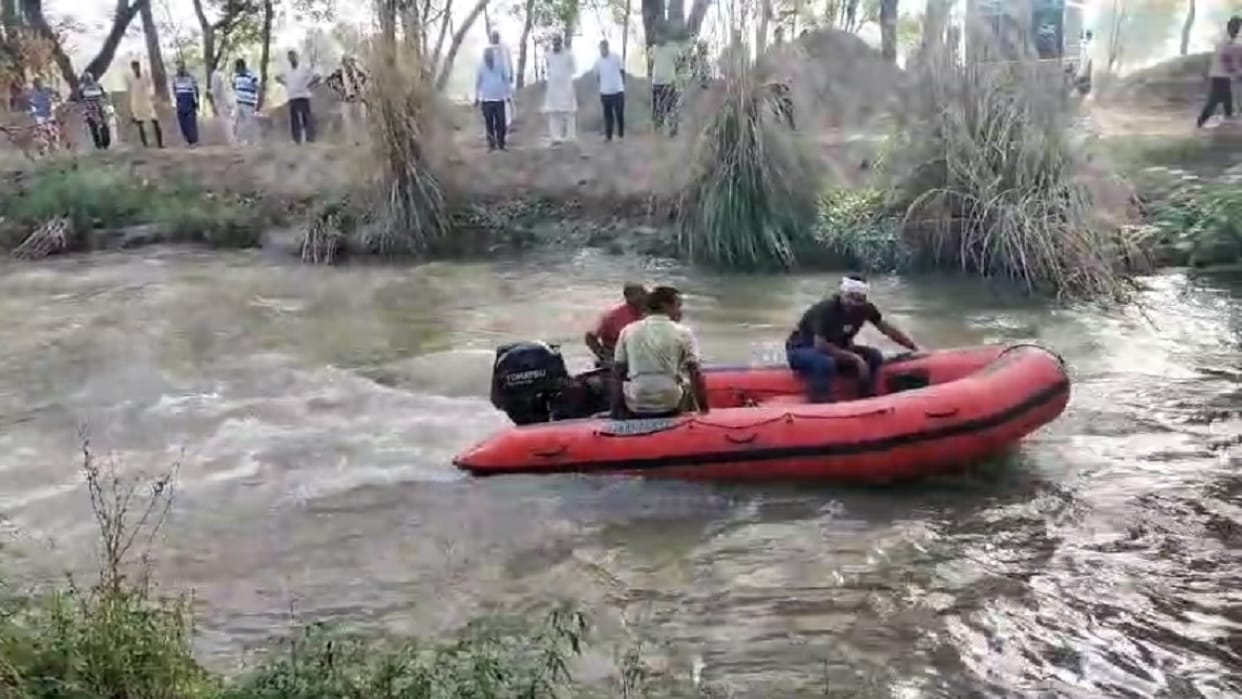 Search for elderly woman continues in Mahendragarh, Diver team arrived from Madhuban on second day