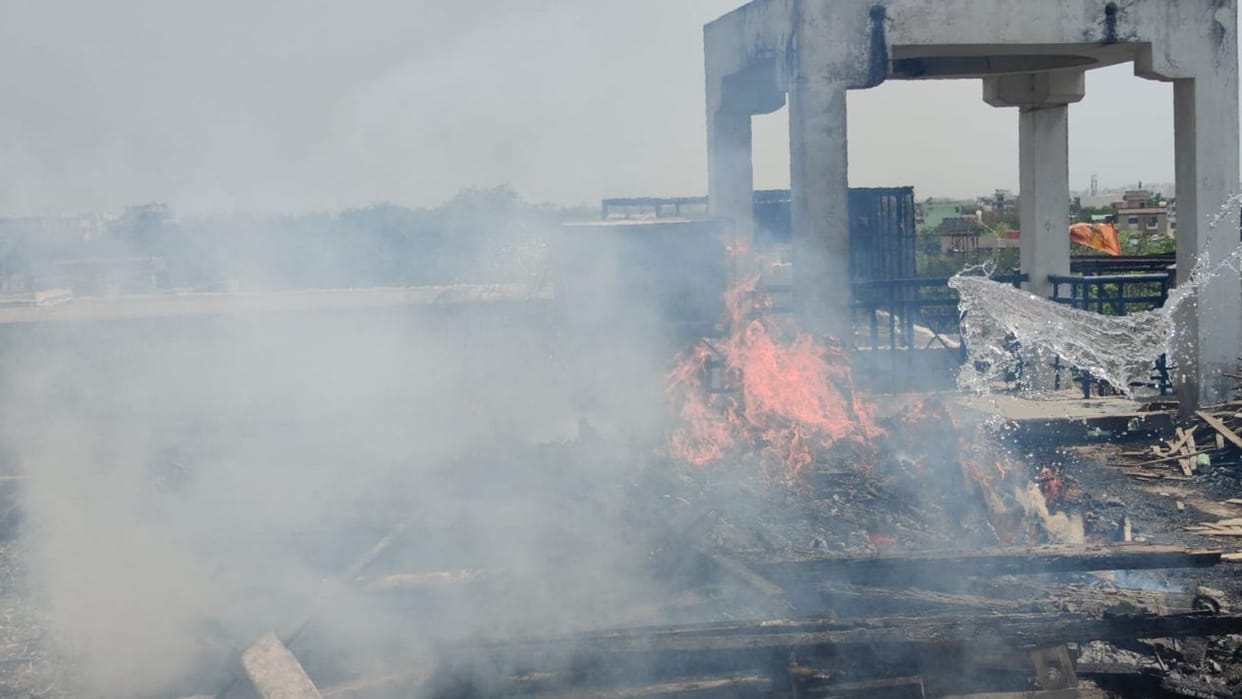 Fire broke out in Kuber Complex of Varanasi