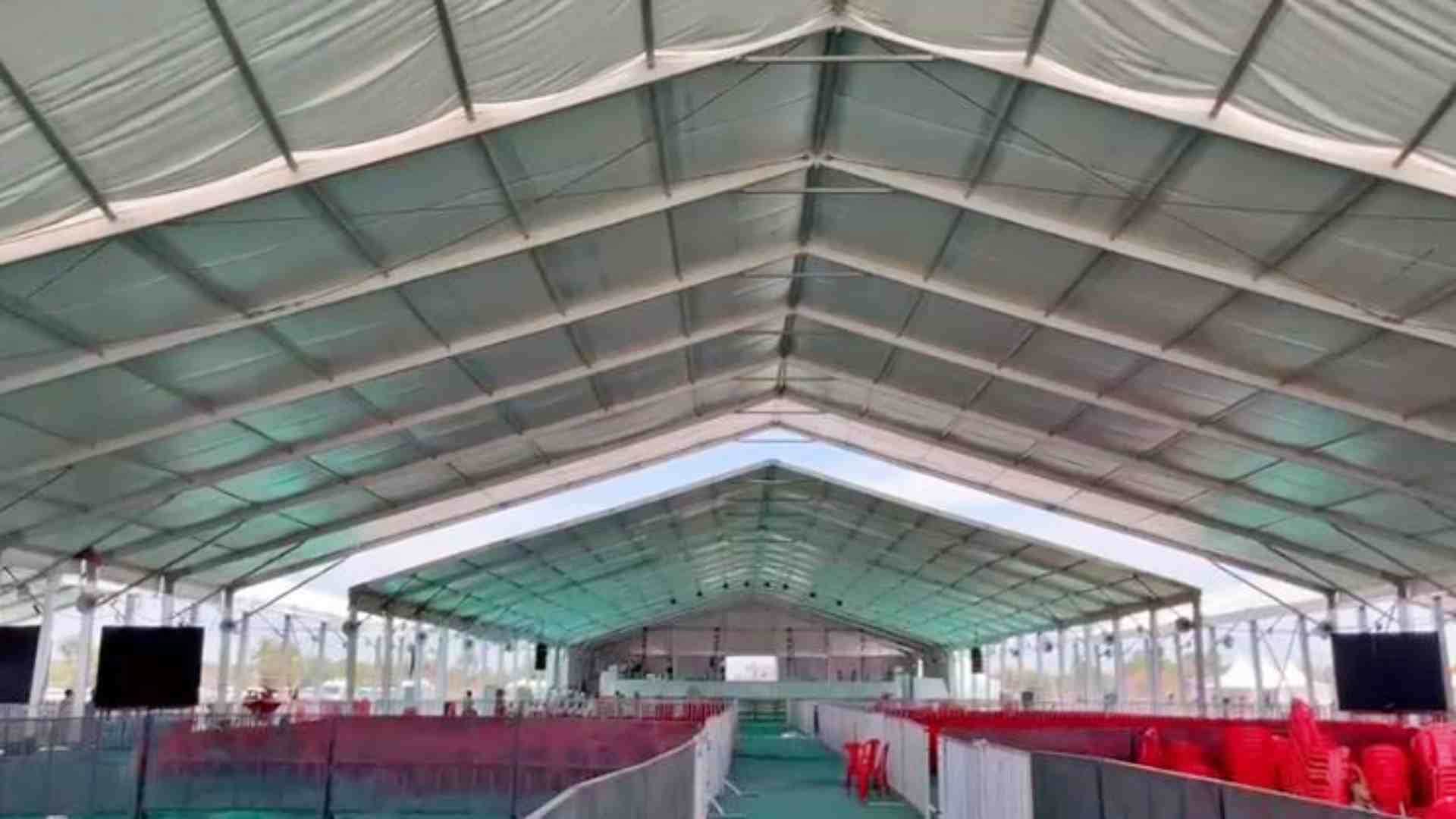 कार्यक्रम के लिए तैयार किया गया पंडाल।