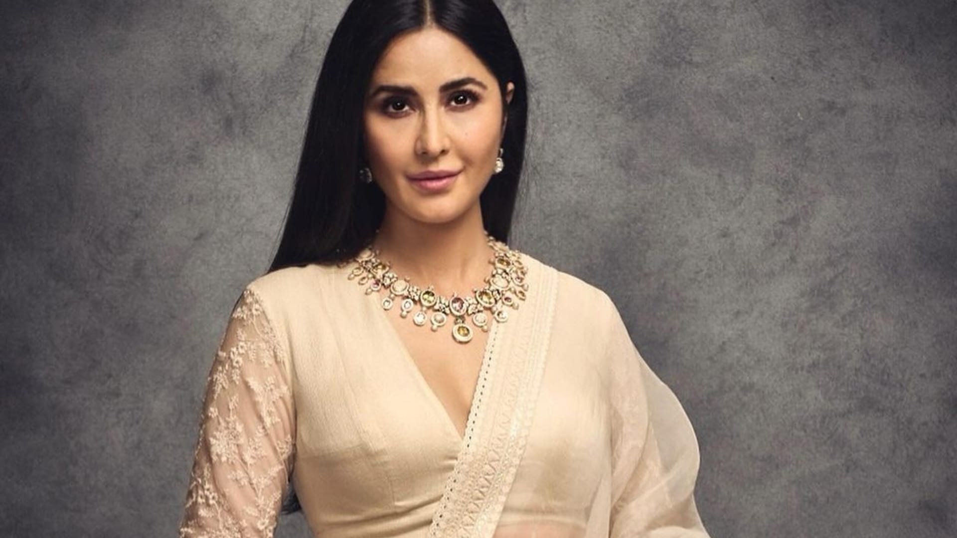 actress work with salman khan shah rukh khan aamir katrina kajol karishma madhuri Preity anushka rani kareena