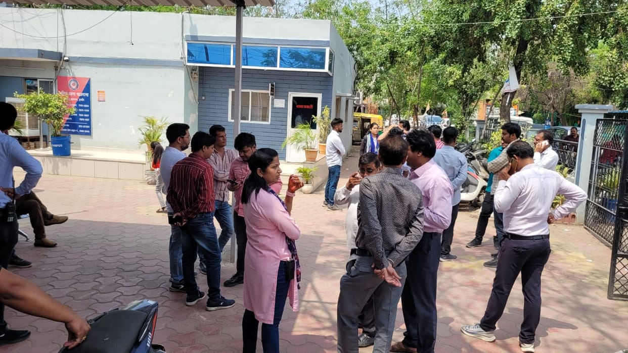 Indore: Municipal Corporation officer and lineman beaten up in Indore, had gone to check Narmada line.