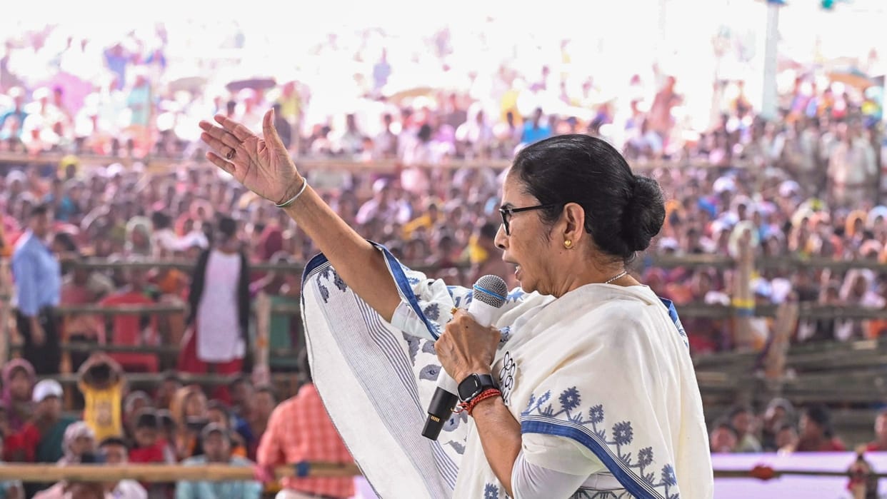 Calcutta HC Grants Mamata Banerjee Conditional Nod for Rally, Caps Attendance at 1,000