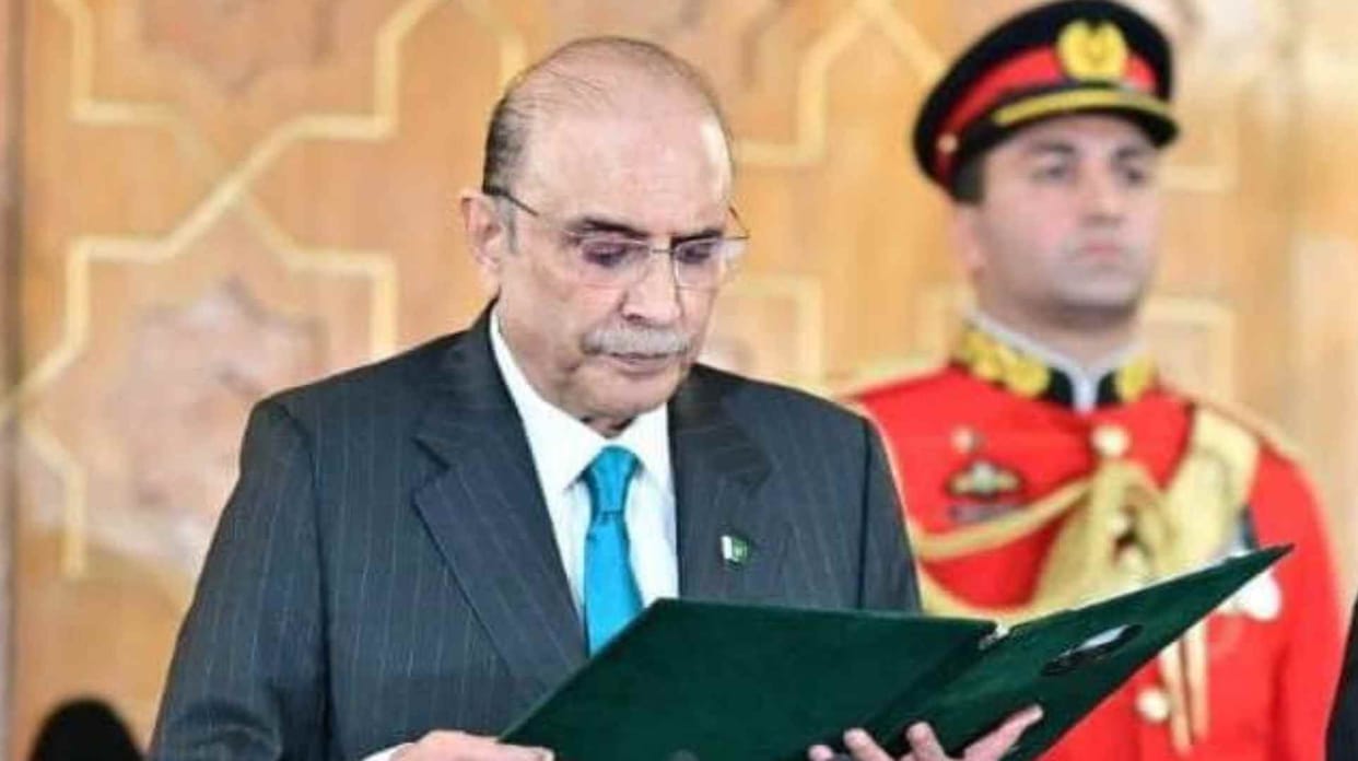 Pakistan: Two lawmakers suspended for creating ruckus in President Zardari's address in Parliament