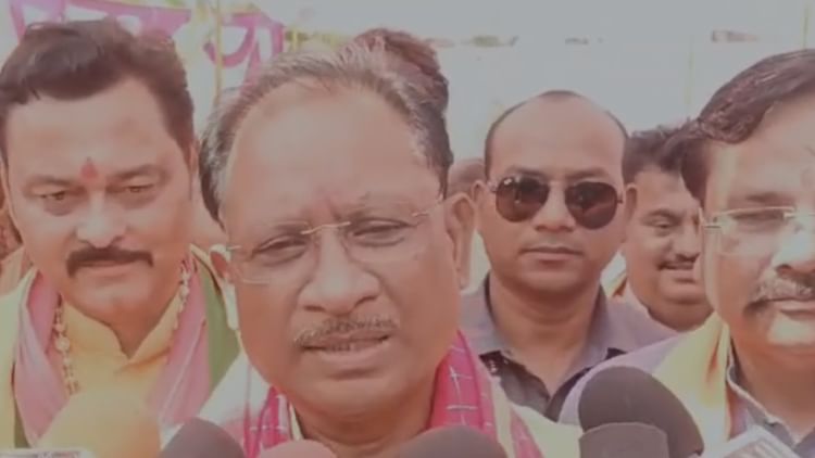 Radhika Khera: सीएम साय का कांग्रेस पर तंज, बोले- इनकी कथनी और करनी में अंतर; भाजपा की जीत पर बड़ा दावा