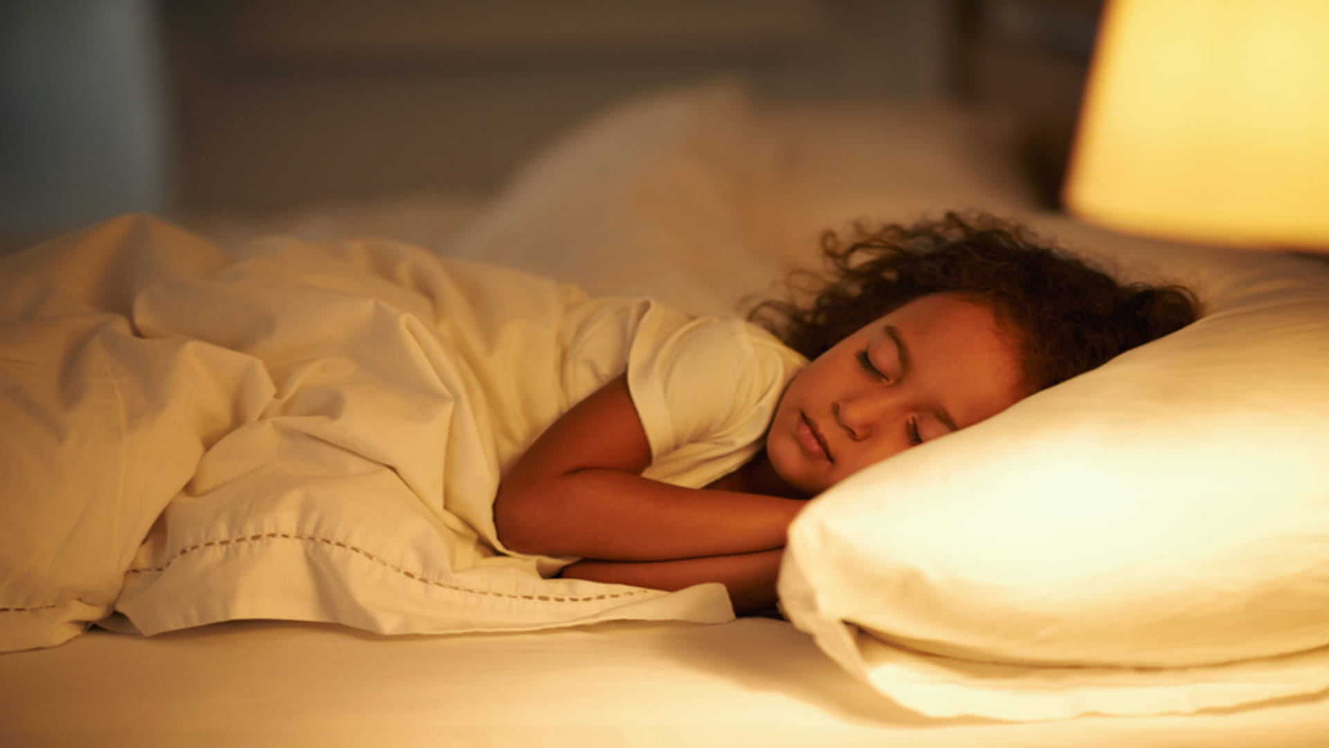 Sleeping With Mobile Be careful if you keep your phone under the pillow while sleeping at night