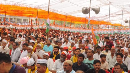 Akhilesh Yadav: First day..first show, flop for BJP, all windows remained empty, public has rejected him.