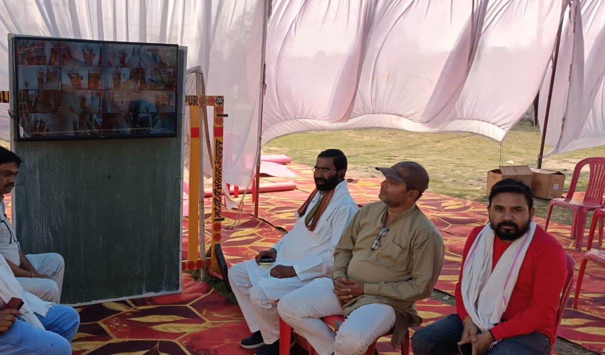 अनूपपुर में ईवीएम की निगरानी के लिए पहुंचे कांग्रेस नेता