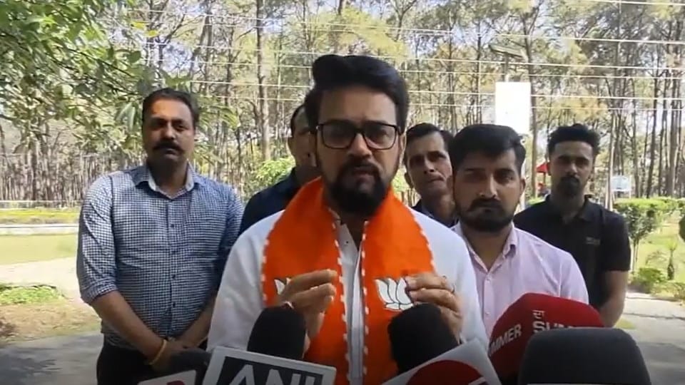 Anurag Thakur reaction On Sachin Pilot comment bjp-is-clean-from-the-south-half-from-the-north