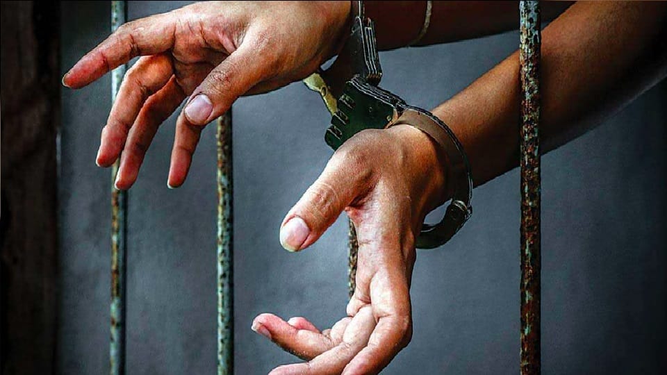 Haryana: महिला से दुष्कर्म, आरोपी बहला-फुसलाकर ले गया मथुरा; पुलिस ने घरौंडा से किया गिरफ्तार