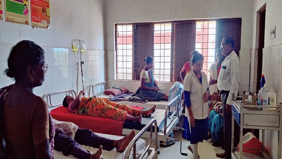 2 died due to unknown disease in Kottur villagers going to Telangana for treatment in Bijapur