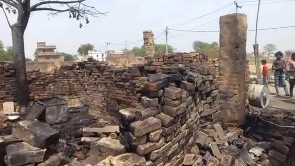 Bihar: Child died due to burning alive in fire incident in Muzaffarpur; Four houses also burnt