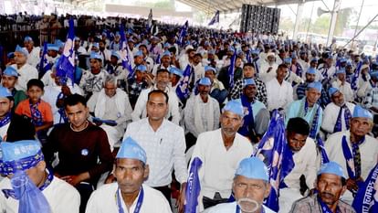 UP: मायावती बोली- फ्री राशन देना भाजपा की मेहरबानी नहीं, आपके टैक्स के पैसे से आती है खाद्य सामग्री UP: Mayawati said- Giving free ration is not favor from BJP, food items come from your tax money