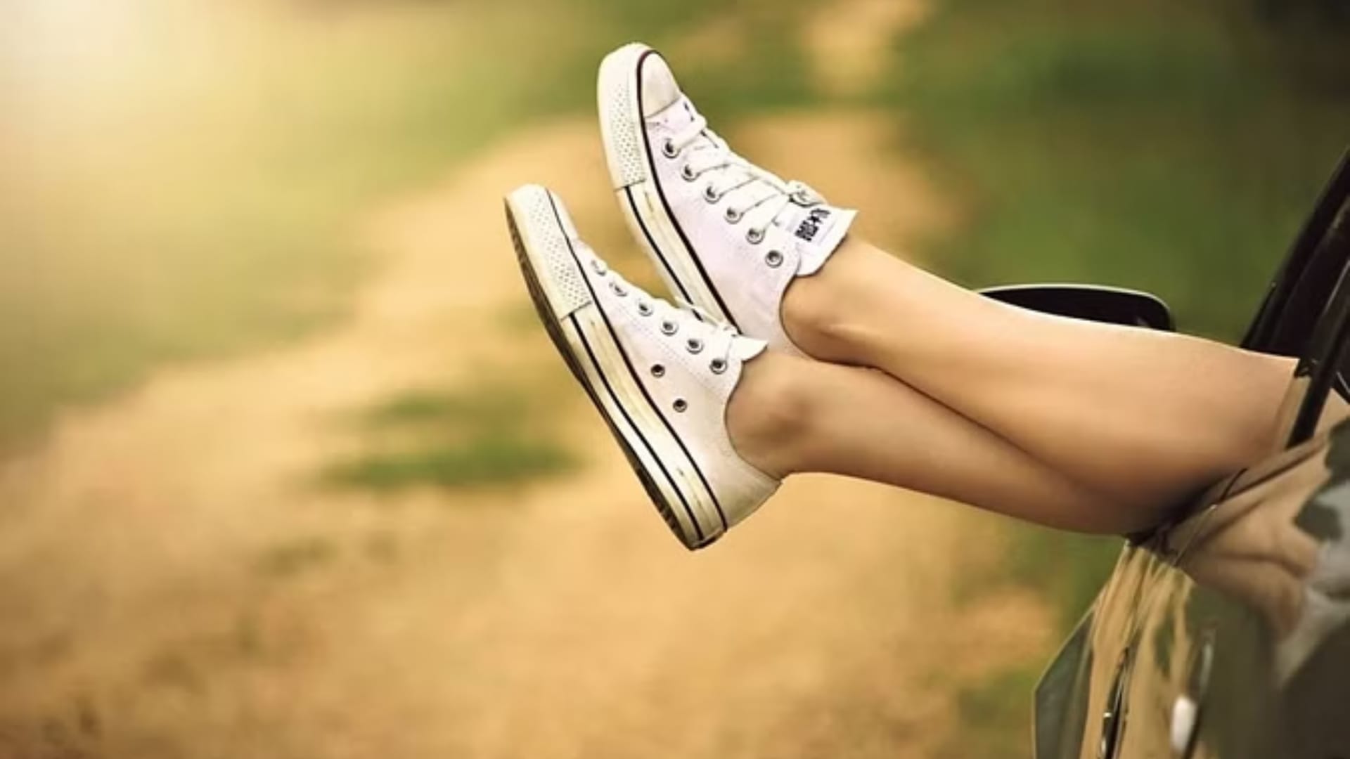 which footwear is best for office in summer season for ladies