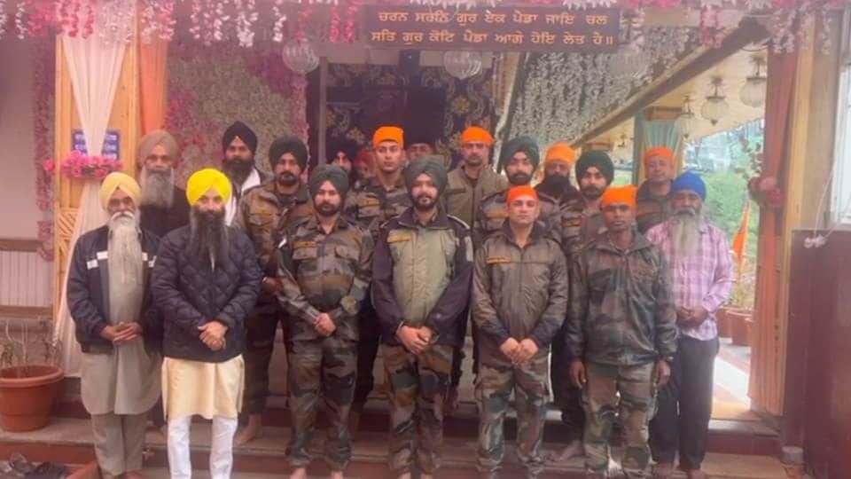 Hemkund Sahib Yatra 2024 Covered With Soldier Leaves for removing Approx 10 feet snow