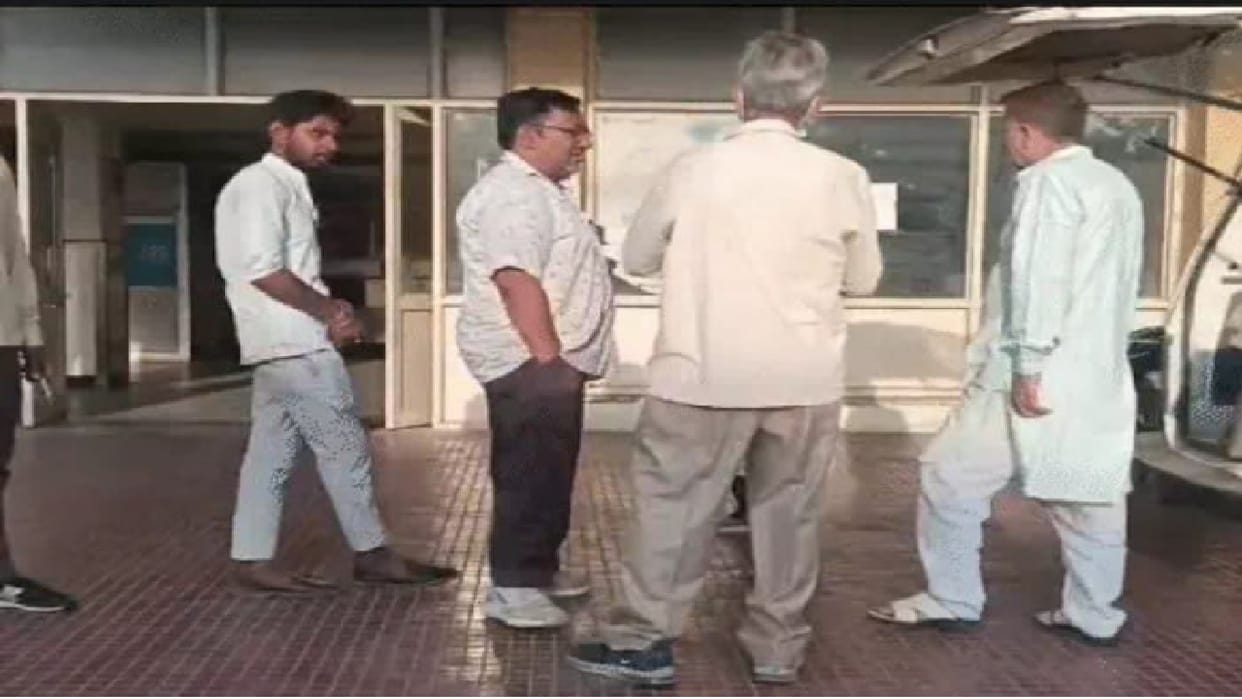 Dead body of old woman found in half naked condition in rotten condition in Panipat