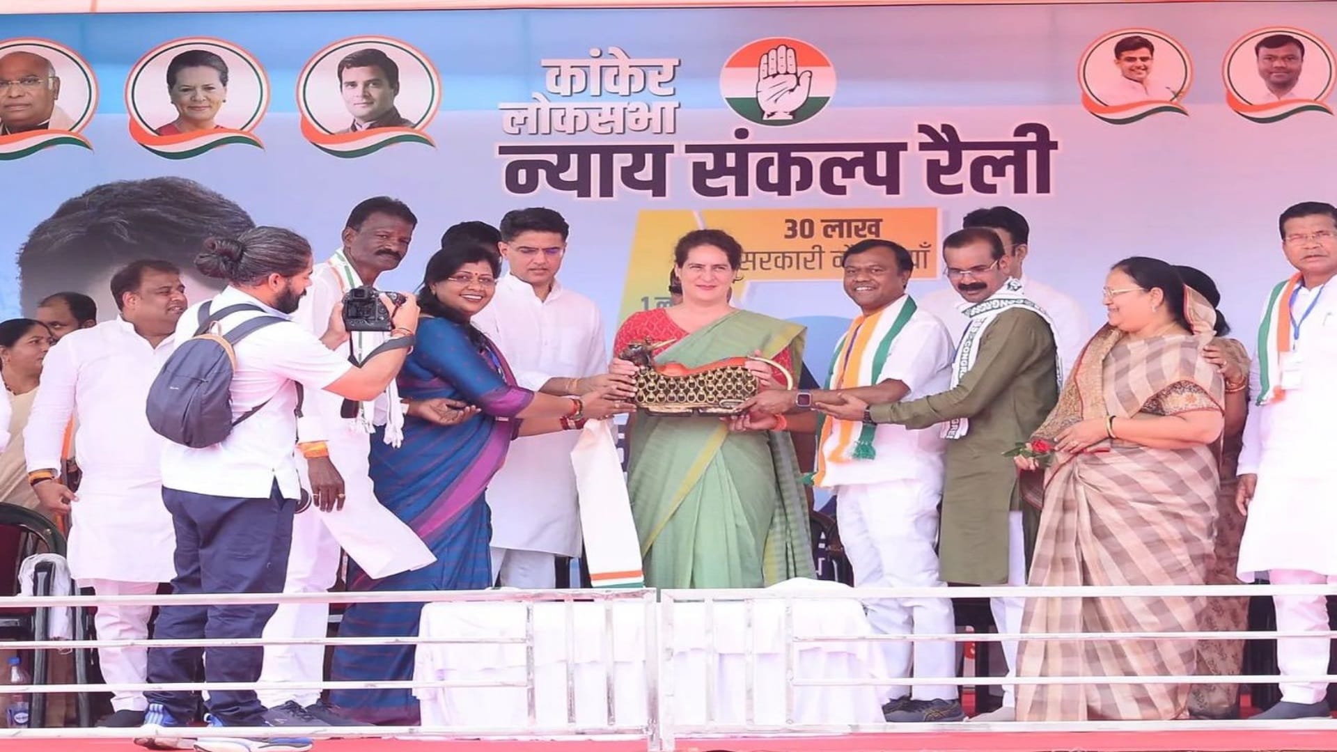'Politics of drama and drama is going on under BJP rule': said Priyanka Gandhi in chhattisgarh