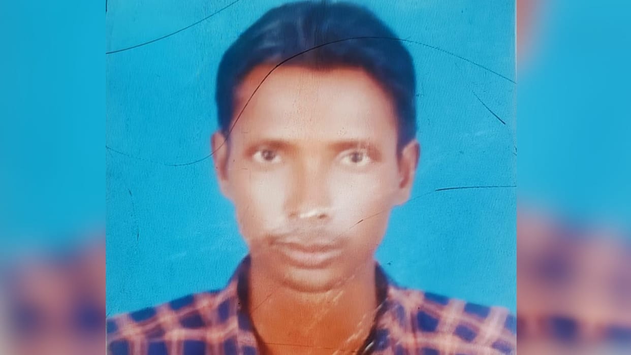Youth died after hit by truck during returning from in laws house in sonbhadra