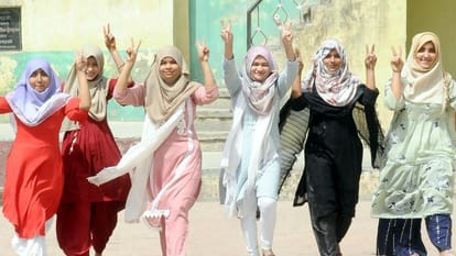 UP Board Result 2024: Himanshu achieved success without coaching, took help studies watching online videos