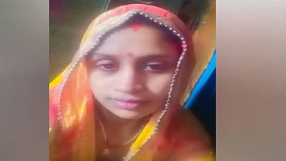 Wife hanged after fight over going to her maternal home in Firozabad When husband saw he also hanged himself