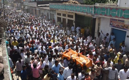 Sarvesh Singh Funeral: Former MP Sarvesh Singh cremated with state honours, wife and daughter become emotional