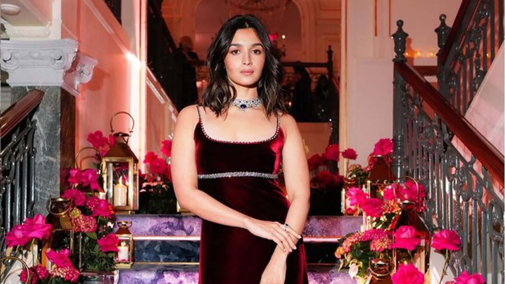 Jigra Actress alia bhatt spoke about seeking therapy weekly after daughter Raha birth Know What she says