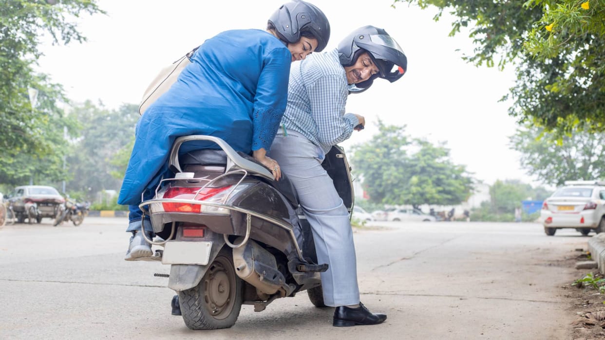 These things should be kept in mind while driving a bike scooty