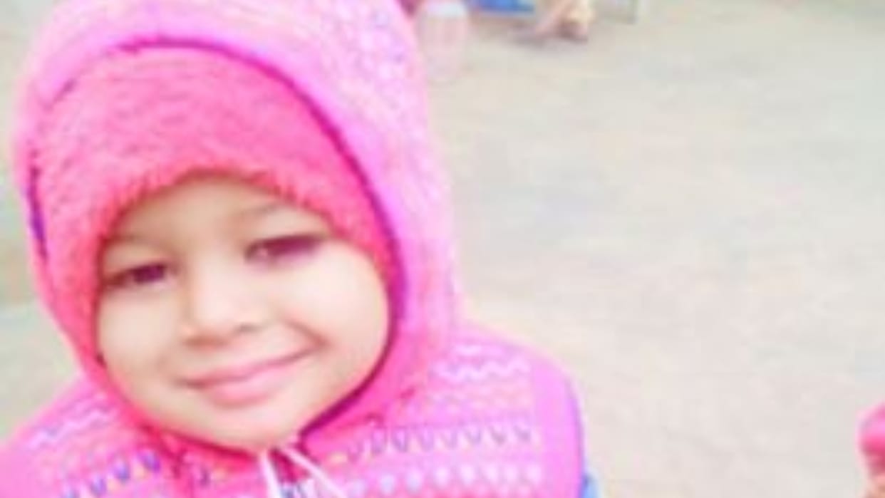 five year old child died due to balcony fell while decorating house in shahjahanpur