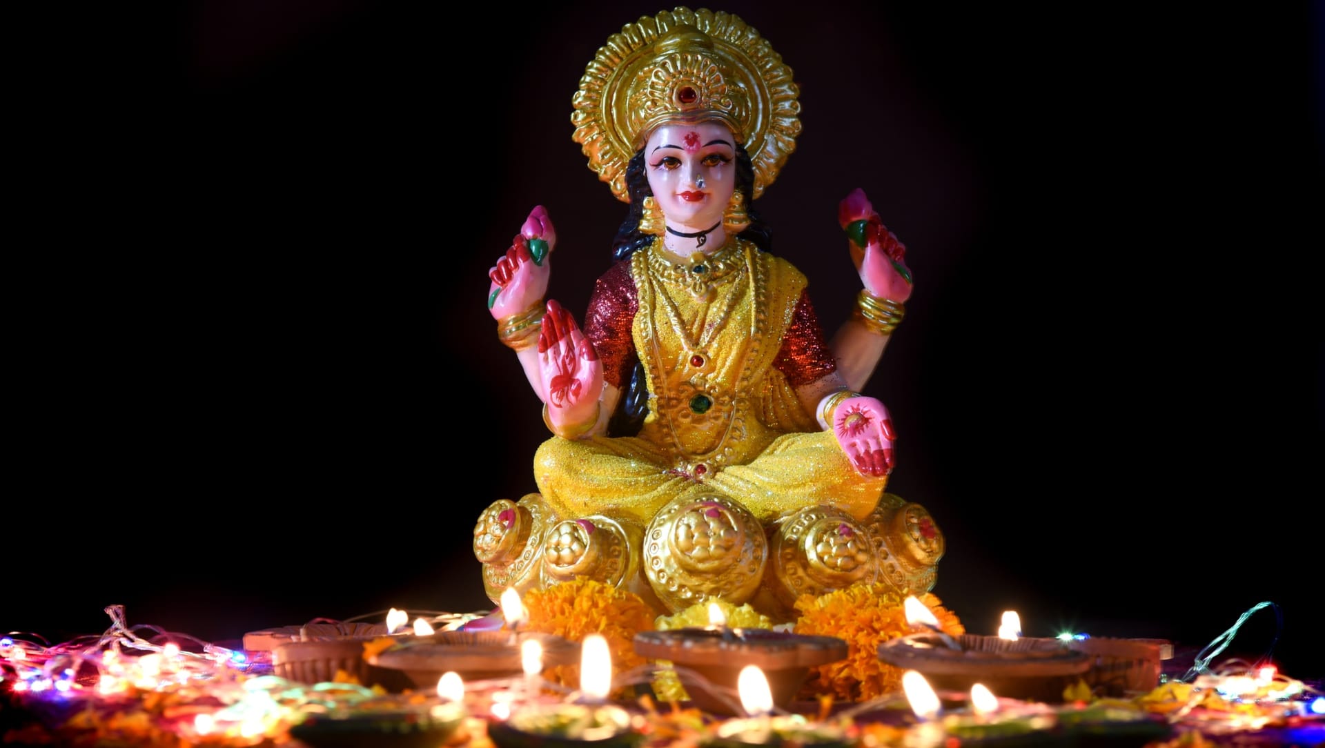 Gajlakshmi Rajyog 2024 Guru Shukra Yuti after 12 years these zodiac signs may get success