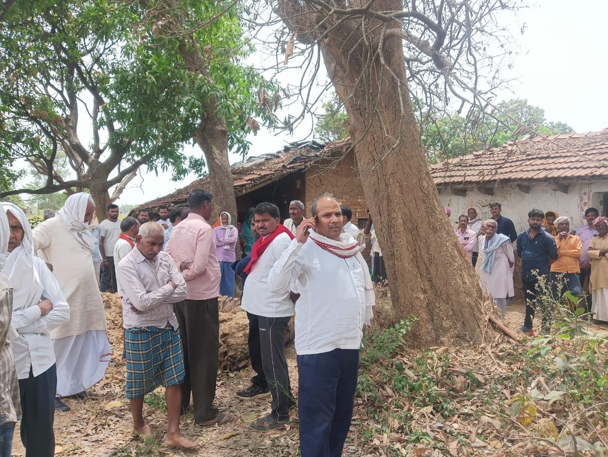 Businessman commits suicide by hanging in Sonbhadra