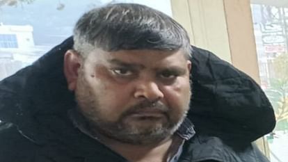 Mathura Police is searching for this person anyone giving information will get a reward of Rs 15 thousand