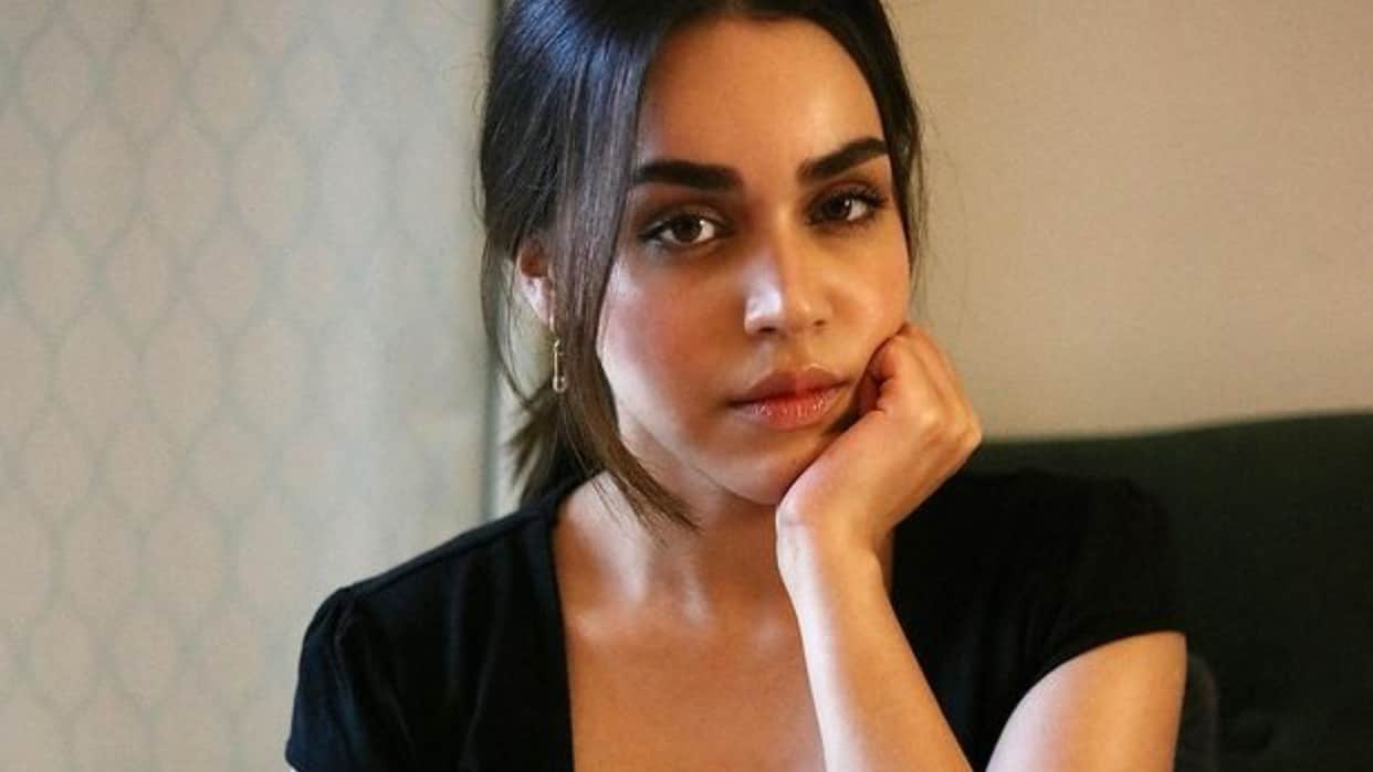 Actress Naila Grewal learned so much working with artists like Ravi Kishan in web series Maamla Legal Hai