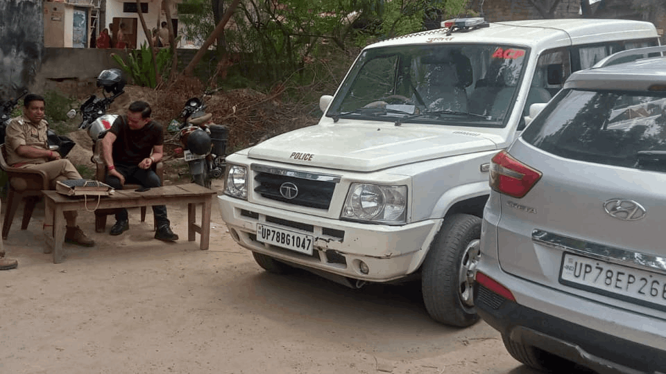 PAC deployed after stone pelting between two parties in Rudrapur Bail village