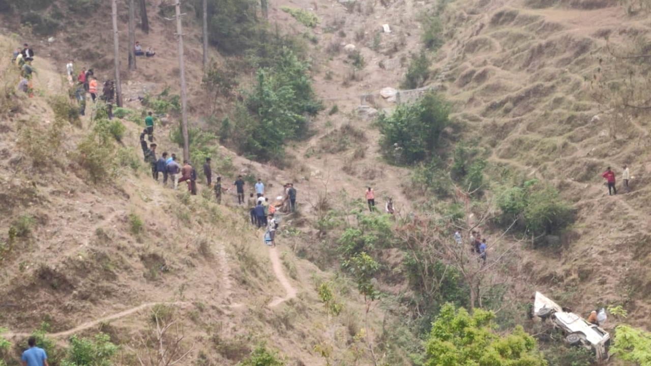 Accident In Pithoragarh Jeep Fell Into Ditch Death Injured Uttarakhand ...