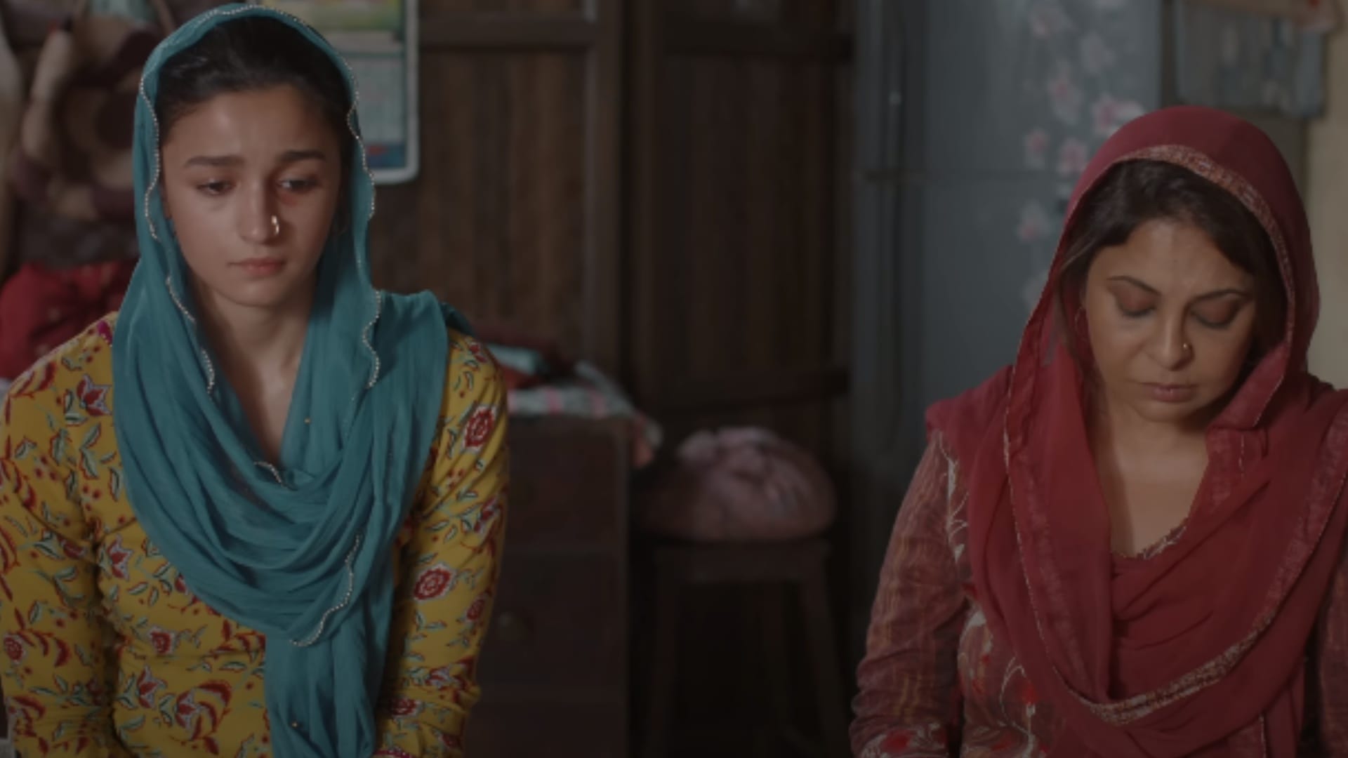 These Bollywood Dark comedy Movies liked by audience Andhadhun Delhi Belly Darlings Ishqiya