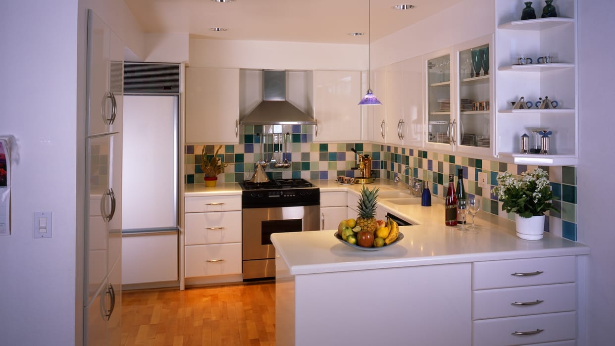 according to vastu shastra do not keep these 5 things in kitchen in hindi