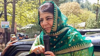 Lok Sabha Elections: Innocent girl used in rally to seek votes, show cause notice to Mehbooba Mufti