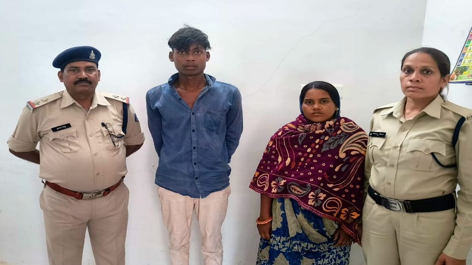 पुलिस की गिरफ्त में दोनों आरोपी