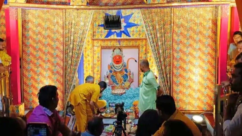 hanuman jayanti famous temples
