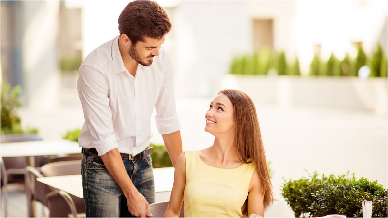 Things To Keep In Mind On First Date For Valentines Day 2025 Relationship  Tips In Hindi - Amar Ujala Hindi News Live - Valentines Day 2025:पहली  मुलाकात कहीं बन न जाए आखिरी,