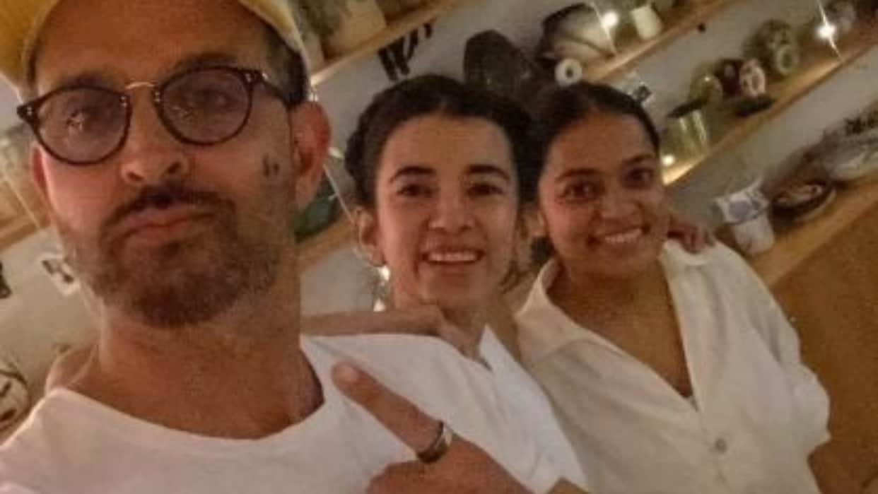 Hrithik Roshan enjoys pottery class with girlfriend Saba Azad amid War 2 shoot junior NTR Kiara Advani