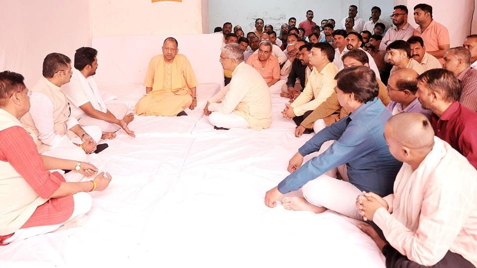 UP: CM Yogi reached Moradabad and paid tribute to Sarvesh Singh