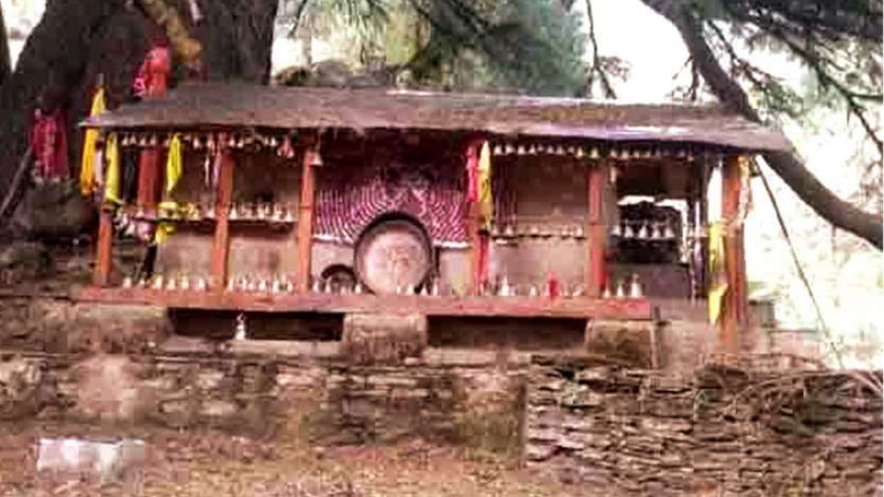 Chardham Yatra 2024 Vaan Latu Devta Temple doors of open today Uttarakhand News in hindi