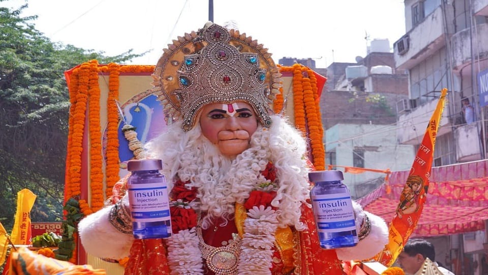 Lok Sabha Elections: Cheers for Bajrangbali echoed in the political arena of Delhi.