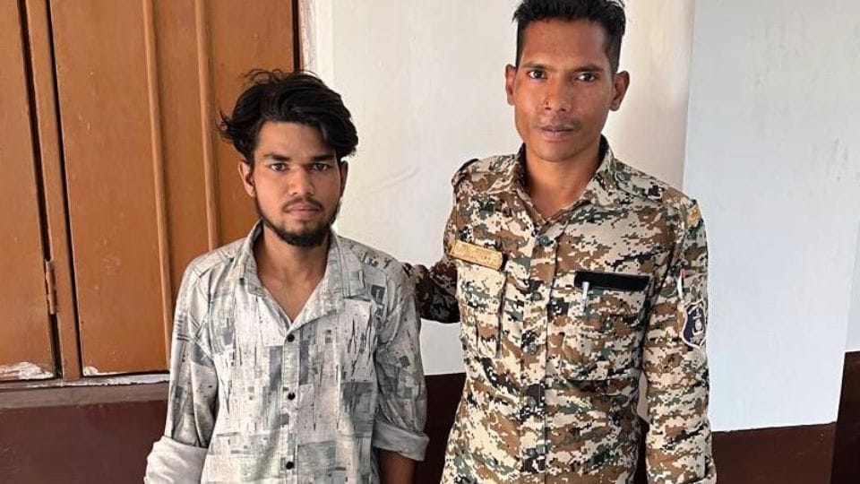 Youth misdeed minor girl in Raigarh